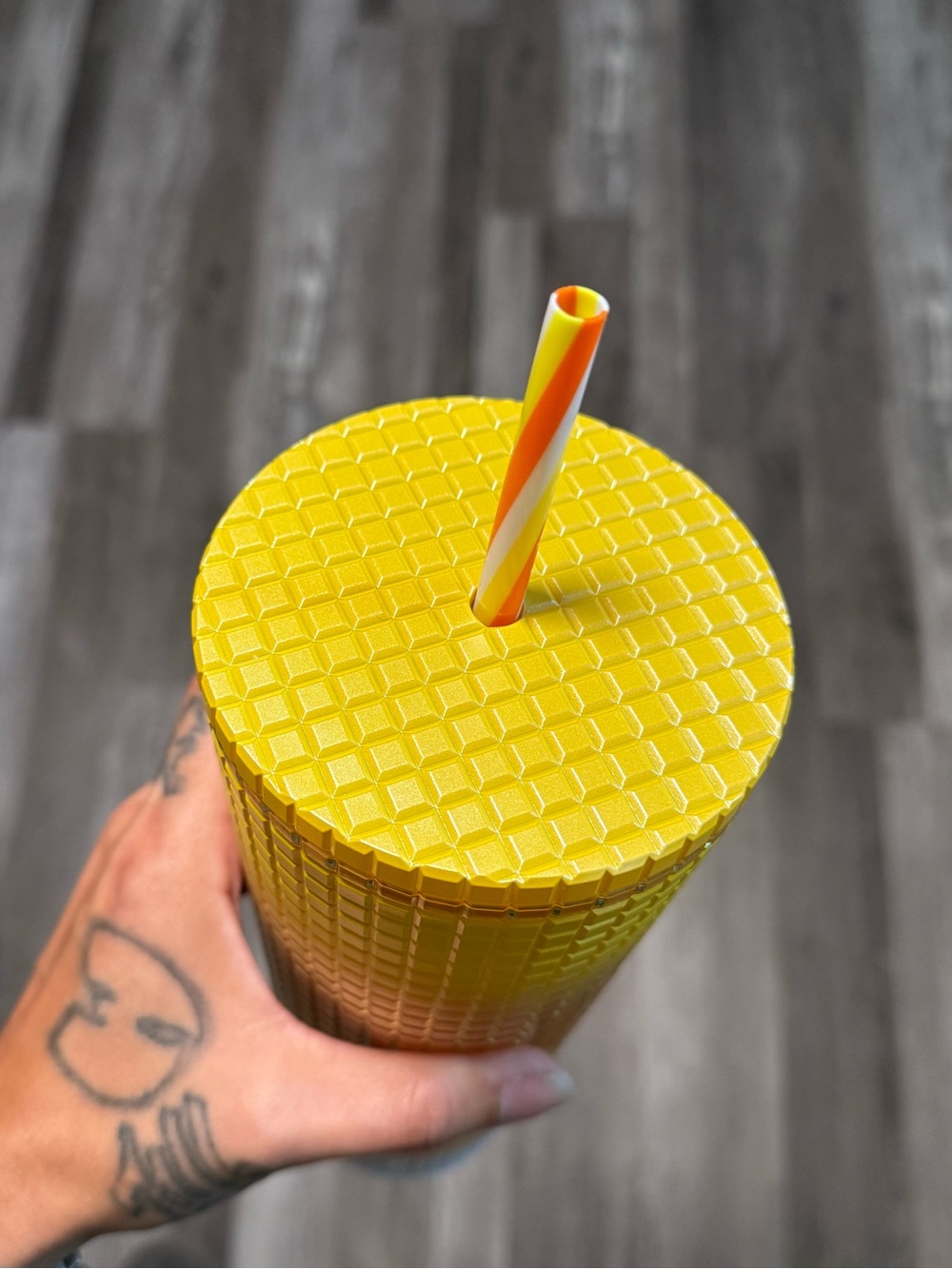 Starbucks / Disneyland Halloween Ombre Studded Tumbler - Yellow Orange White - Picture 4 of 6
